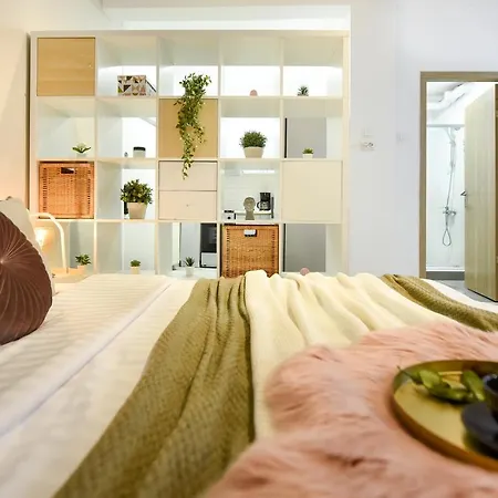 Apartment I'm Lovin It. Unique Studio *
