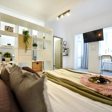 I'm Lovin It. Unique Studio Apartment Bucharest